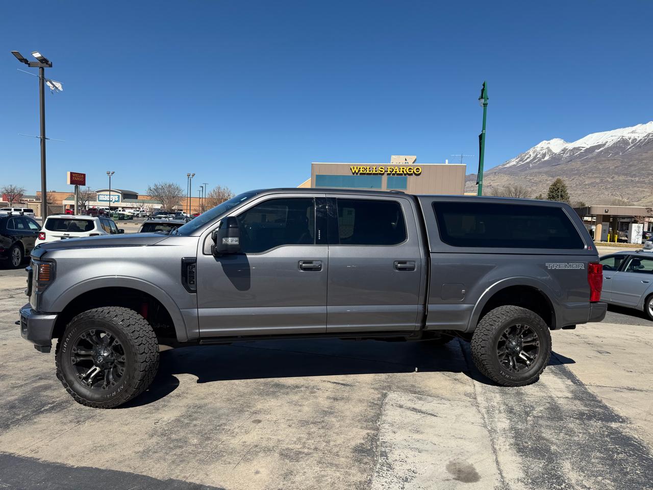 Ford Super Duty F-250 SRW 4WD Crew Cab 156" Lariat 2022