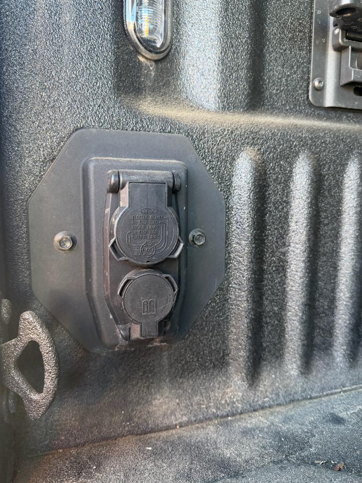 Ford Super Duty F-250 SRW 4WD Crew Cab 156" Lariat 2022