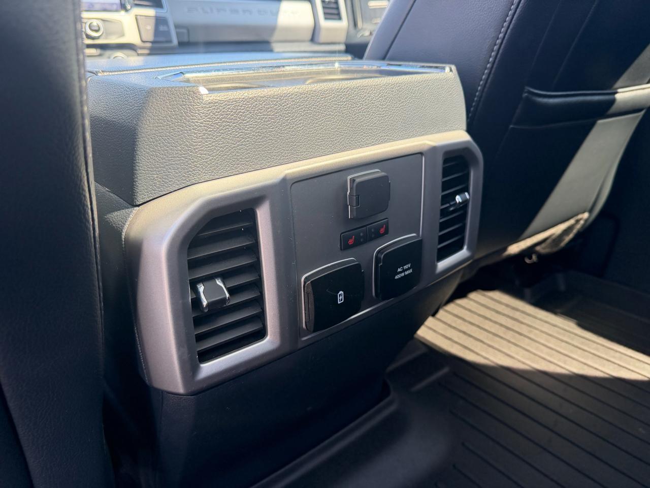 Ford Super Duty F-250 SRW 4WD Crew Cab 156" Lariat 2022