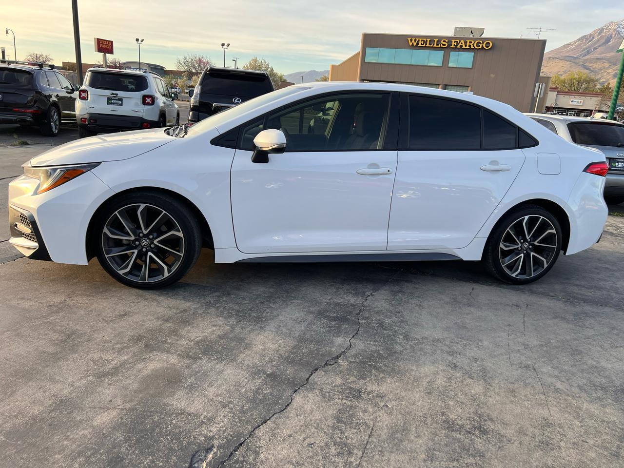 Toyota Corolla SE Manual (Natl) 2020