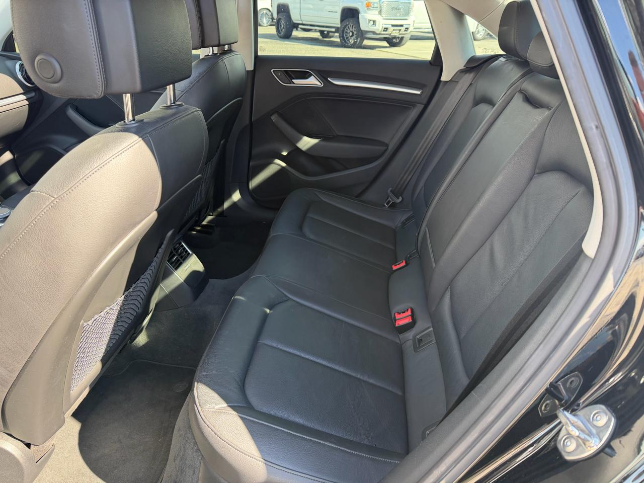 Audi A3 4dr Sdn quattro 2.0T Premium Plus 2015