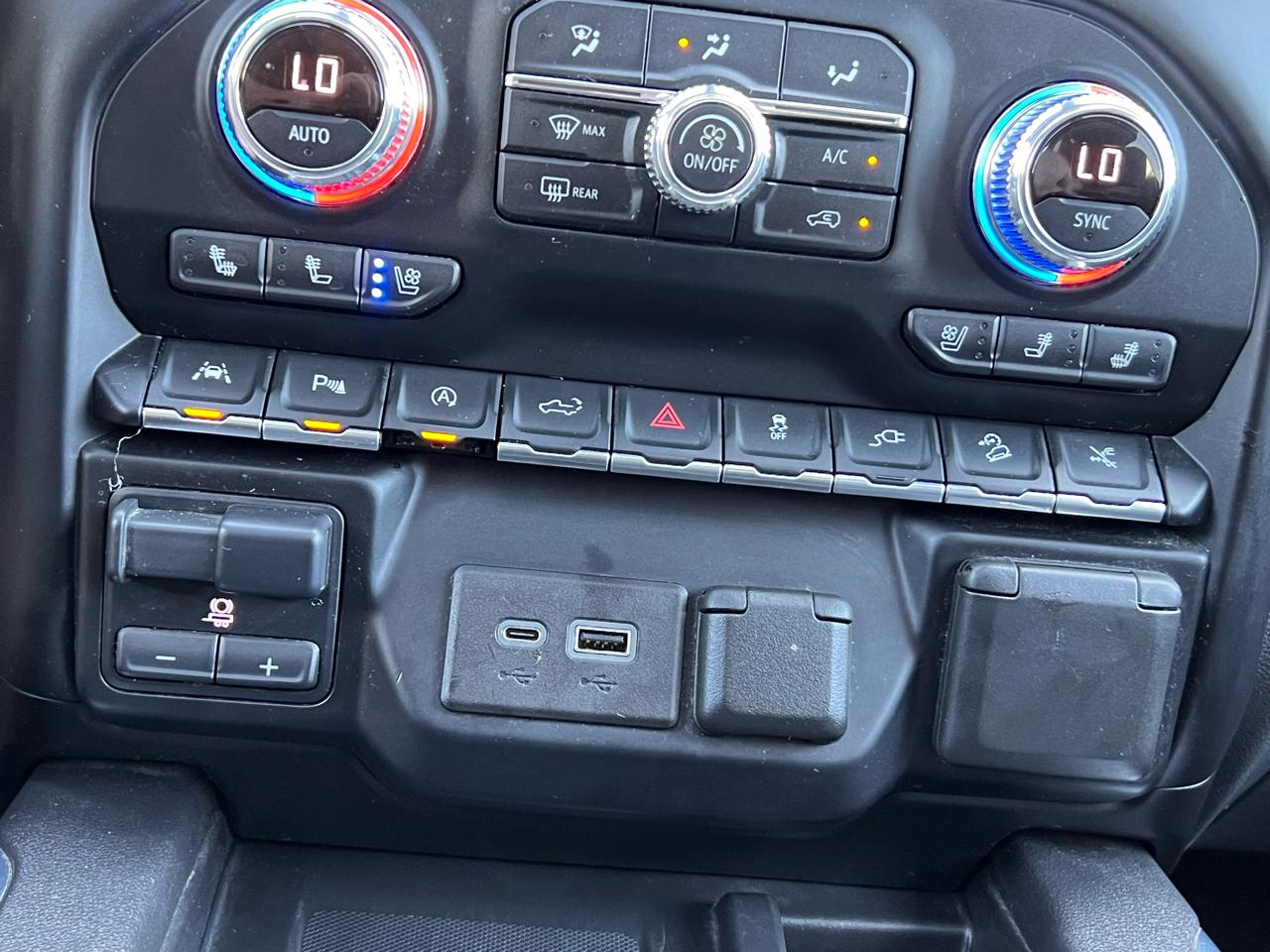 GMC Sierra 1500 4WD Crew Cab 147" Denali 2021