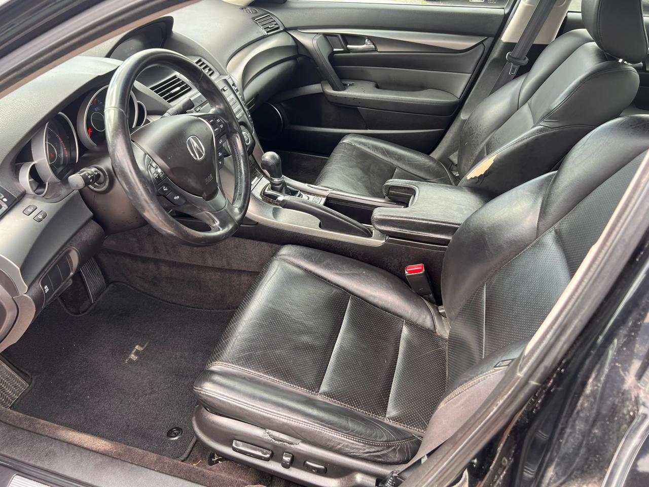 Acura TL 4dr Sdn Auto 2WD 2012