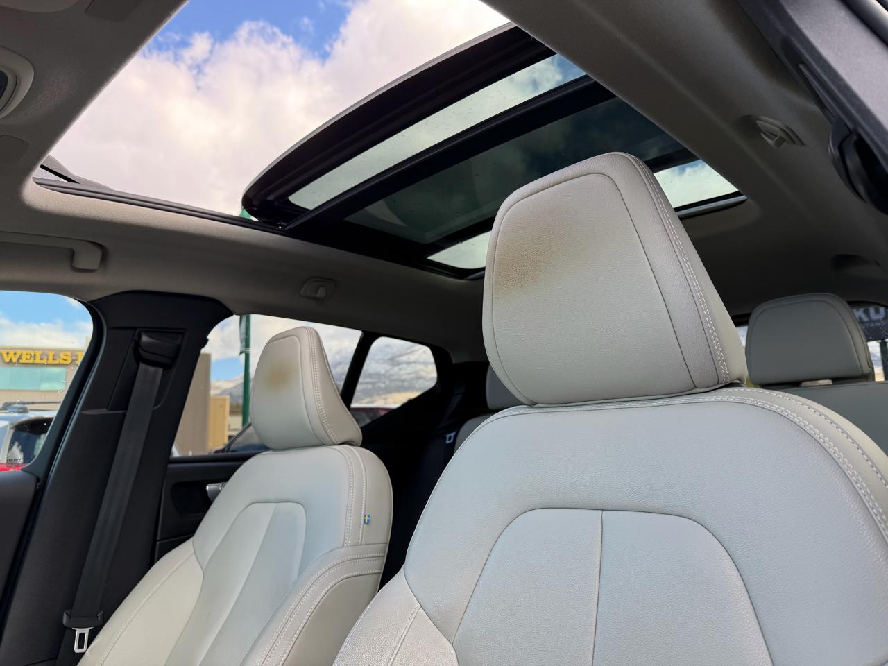 Volvo XC40 T5 AWD Momentum 2021