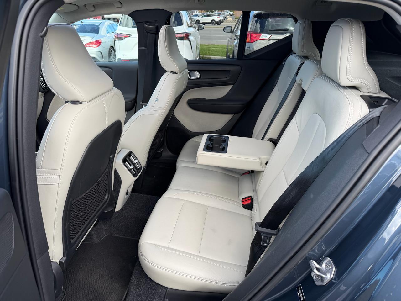 Volvo XC40 T5 AWD Momentum 2021