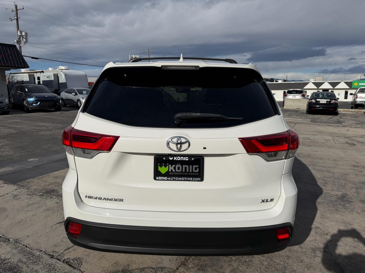 Toyota Highlander XLE V6 AWD (Natl) 2018