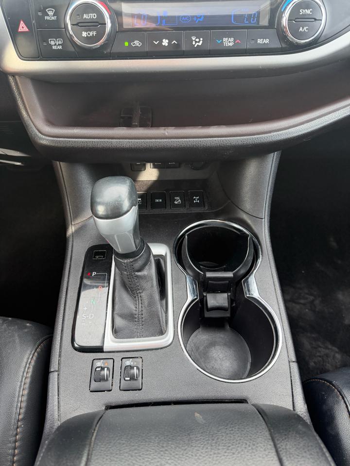 Toyota Highlander XLE V6 AWD (Natl) 2018