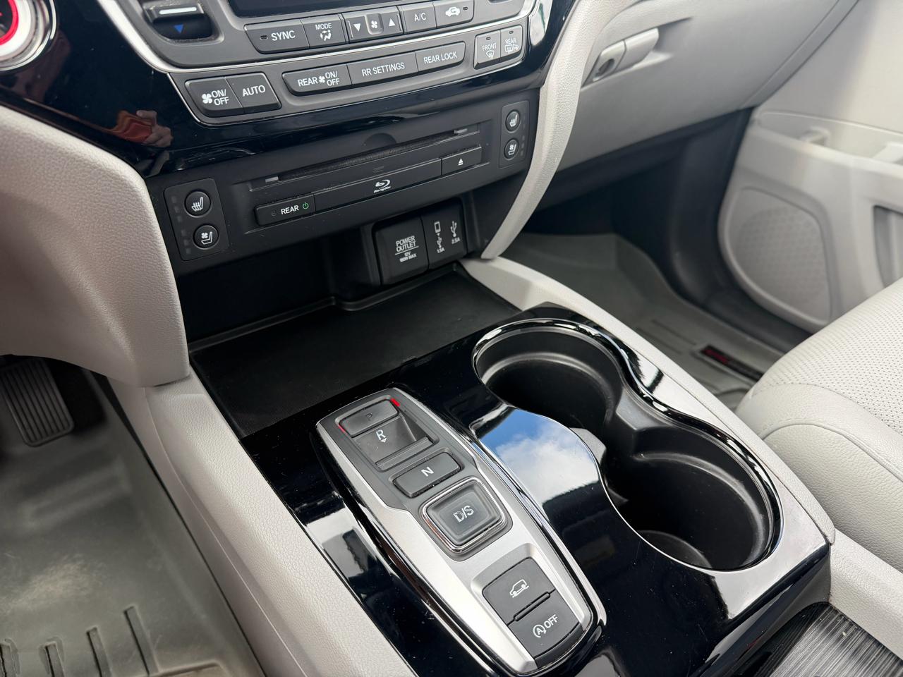 Honda Pilot Elite AWD 2017