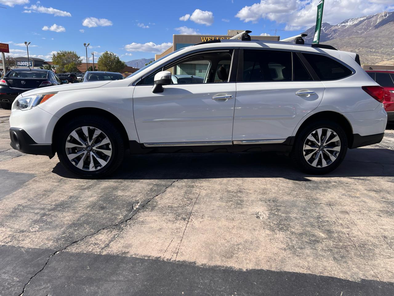 Subaru Outback 3.6R Touring 2017