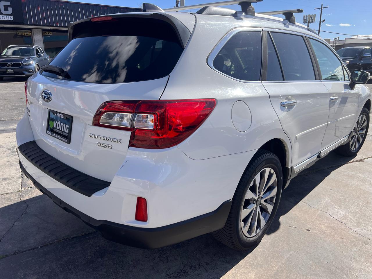 Subaru Outback 3.6R Touring 2017