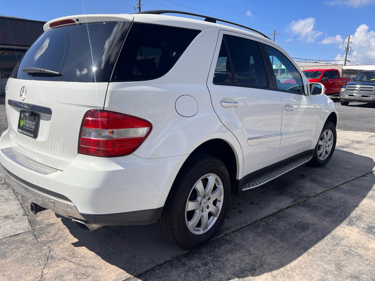 Mercedes-Benz M-Class 4MATIC 4dr 5.0L 2006