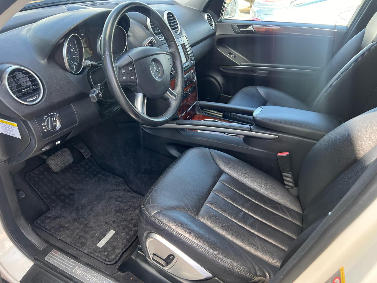 Mercedes-Benz M-Class 4MATIC 4dr 5.0L 2006