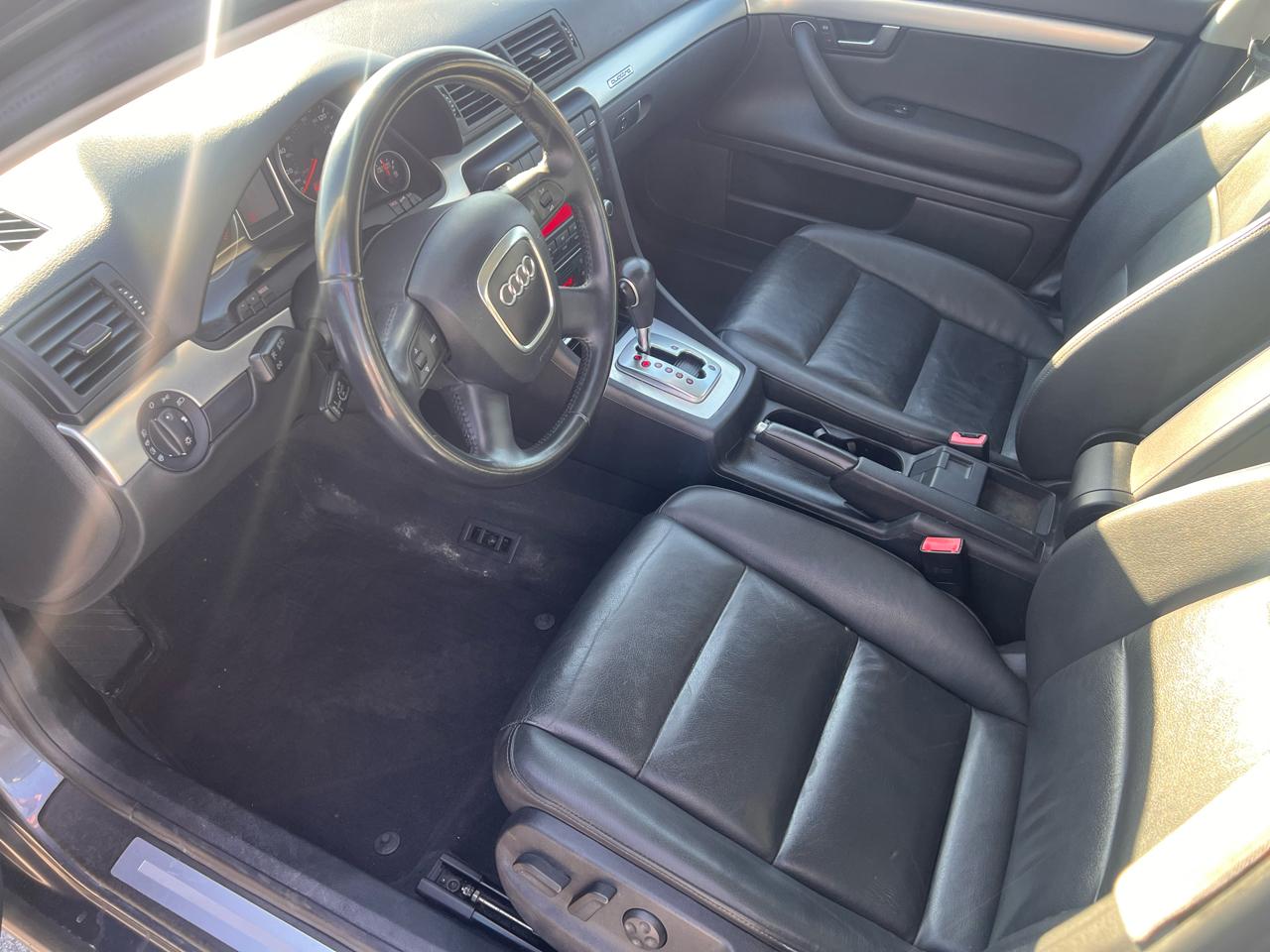 Audi A4 Auto quattro 2.0T Premium 2008