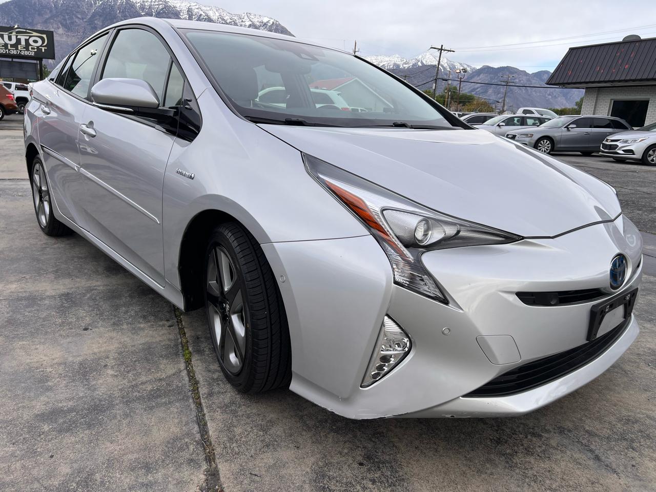 Toyota Prius Four Touring 2017