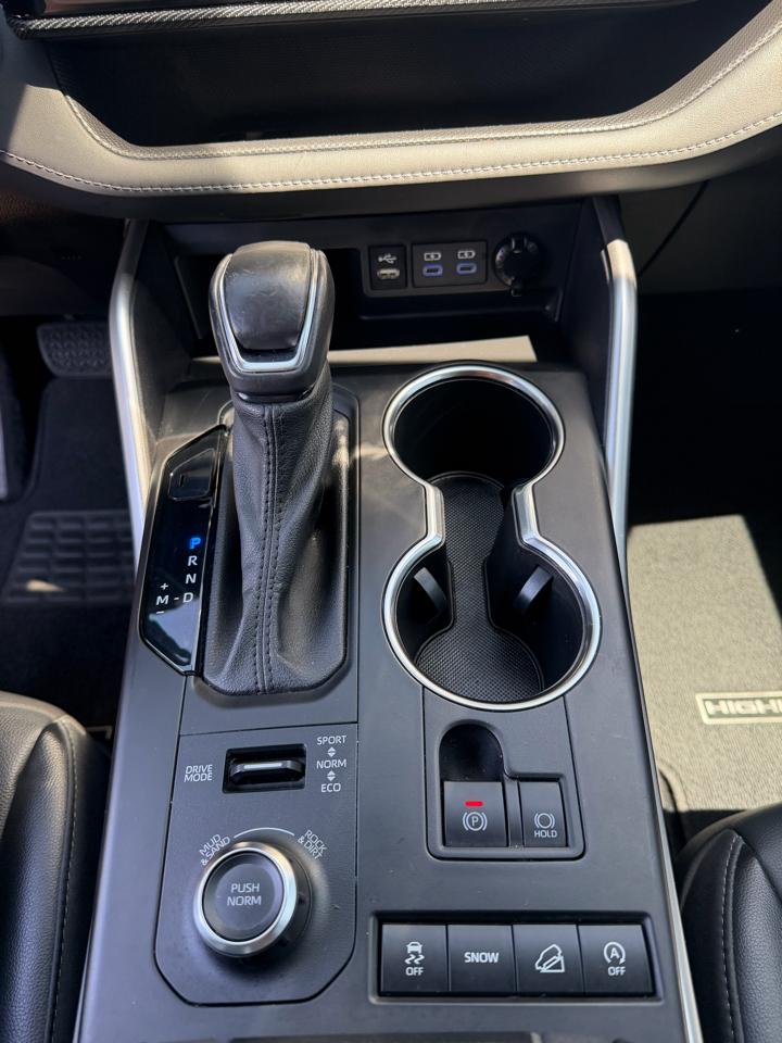 Toyota Highlander XSE AWD (Natl) 2022