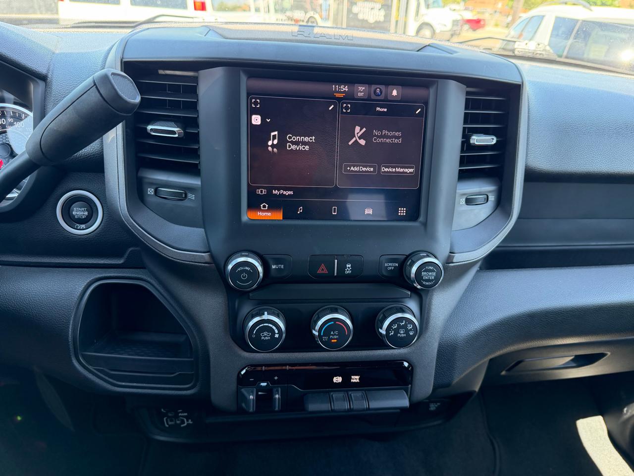 RAM 2500 Tradesman 4x4 Crew Cab 8' Box 2023