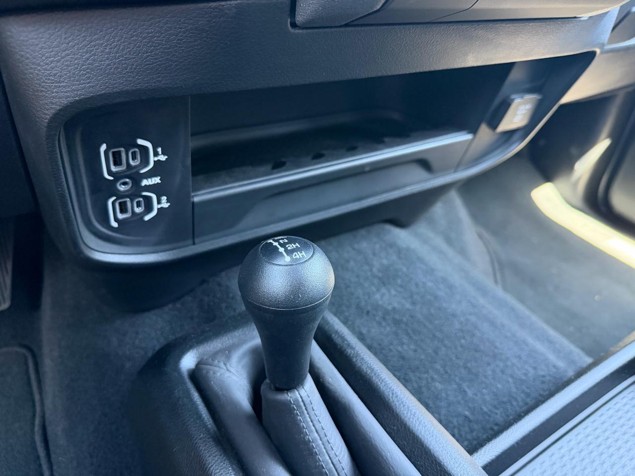 RAM 2500 Tradesman 4x4 Crew Cab 8' Box 2023