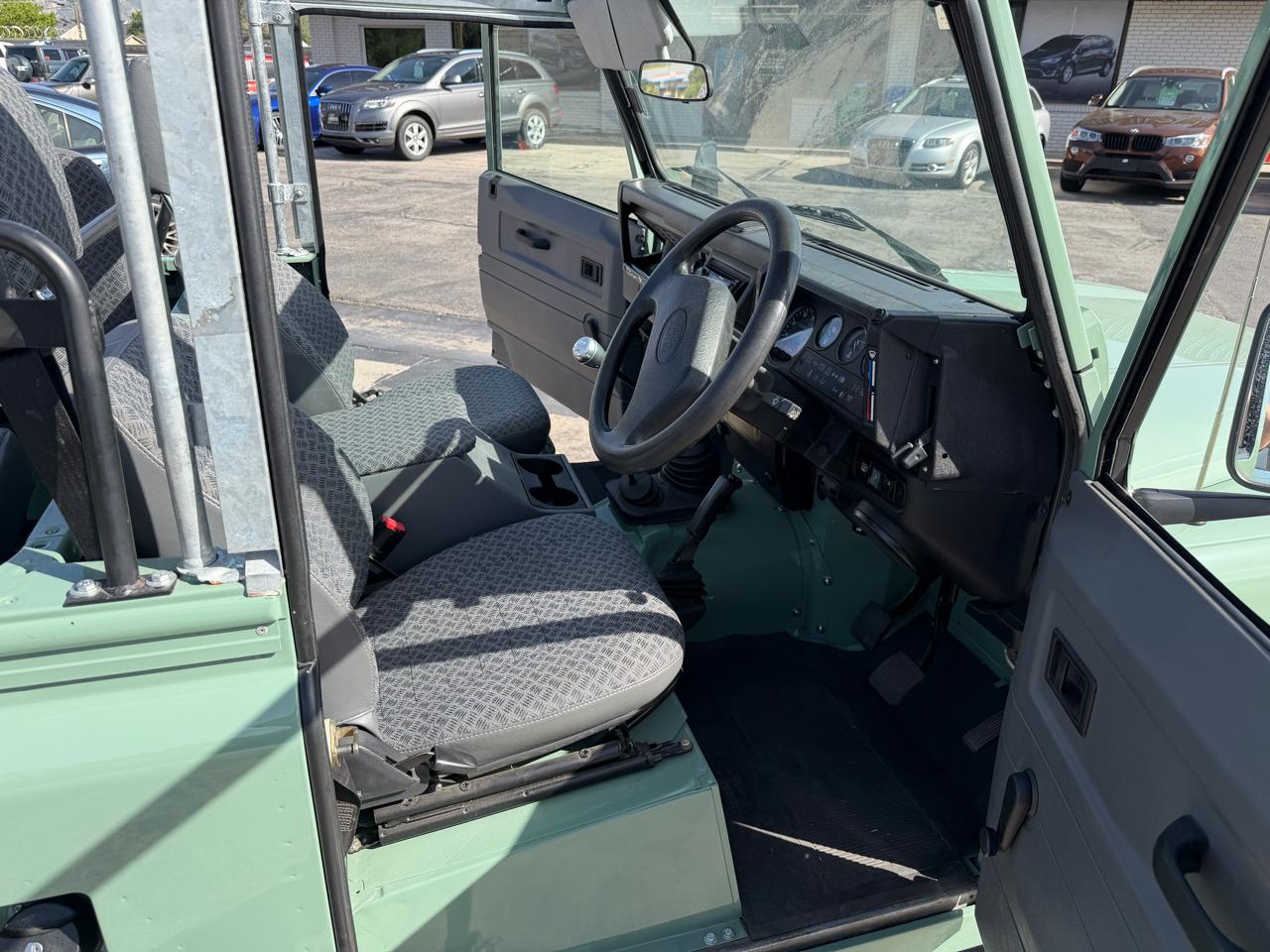 Land Rover Defender 90 2dr Convertible Soft-Top 1997