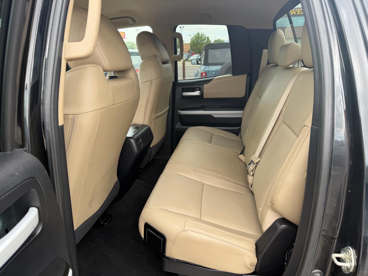 Toyota Tundra 4WD Limited Double Cab 6.5' Bed 5.7L (Natl) 2017
