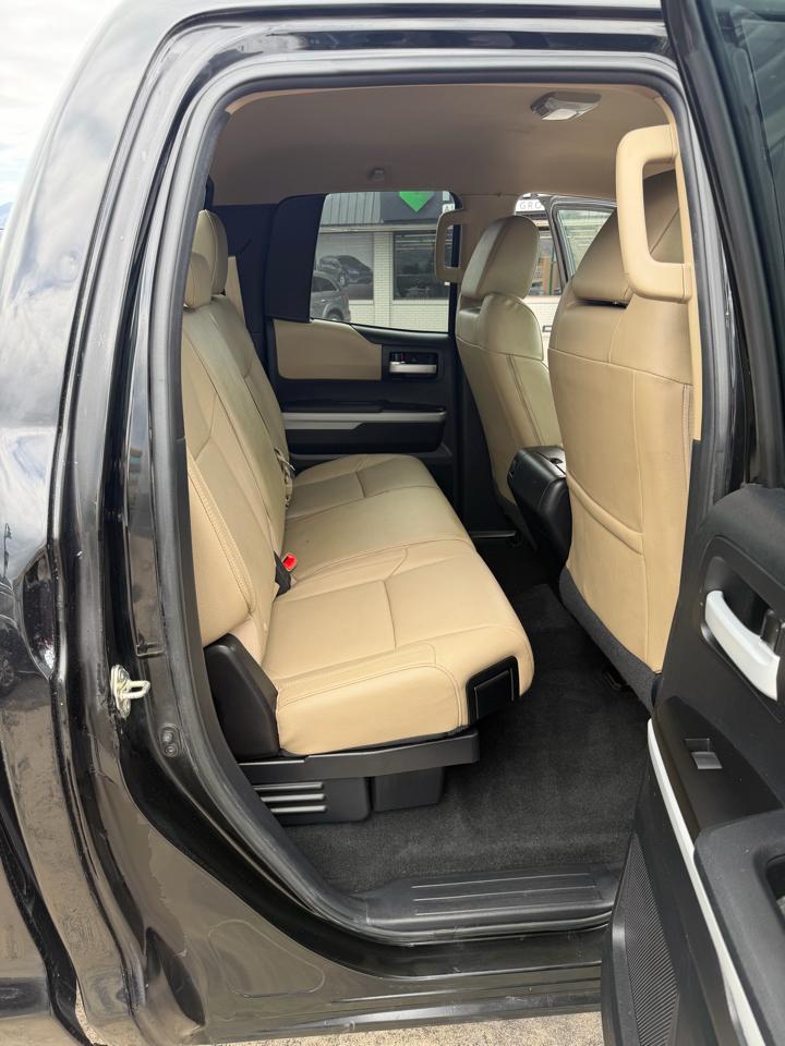 Toyota Tundra 4WD Limited Double Cab 6.5' Bed 5.7L (Natl) 2017