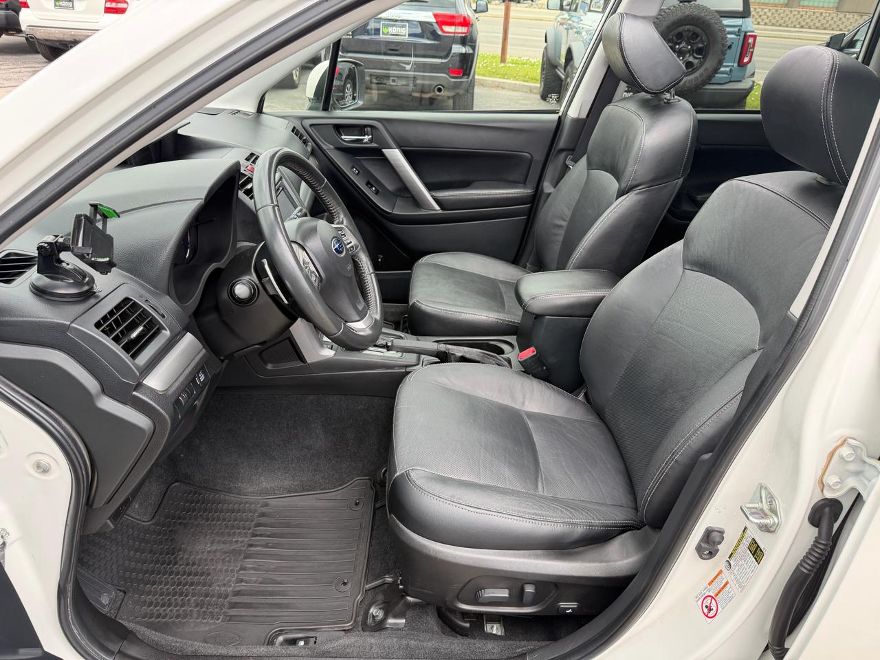 Subaru Forester 4dr CVT 2.0XT Touring 2015