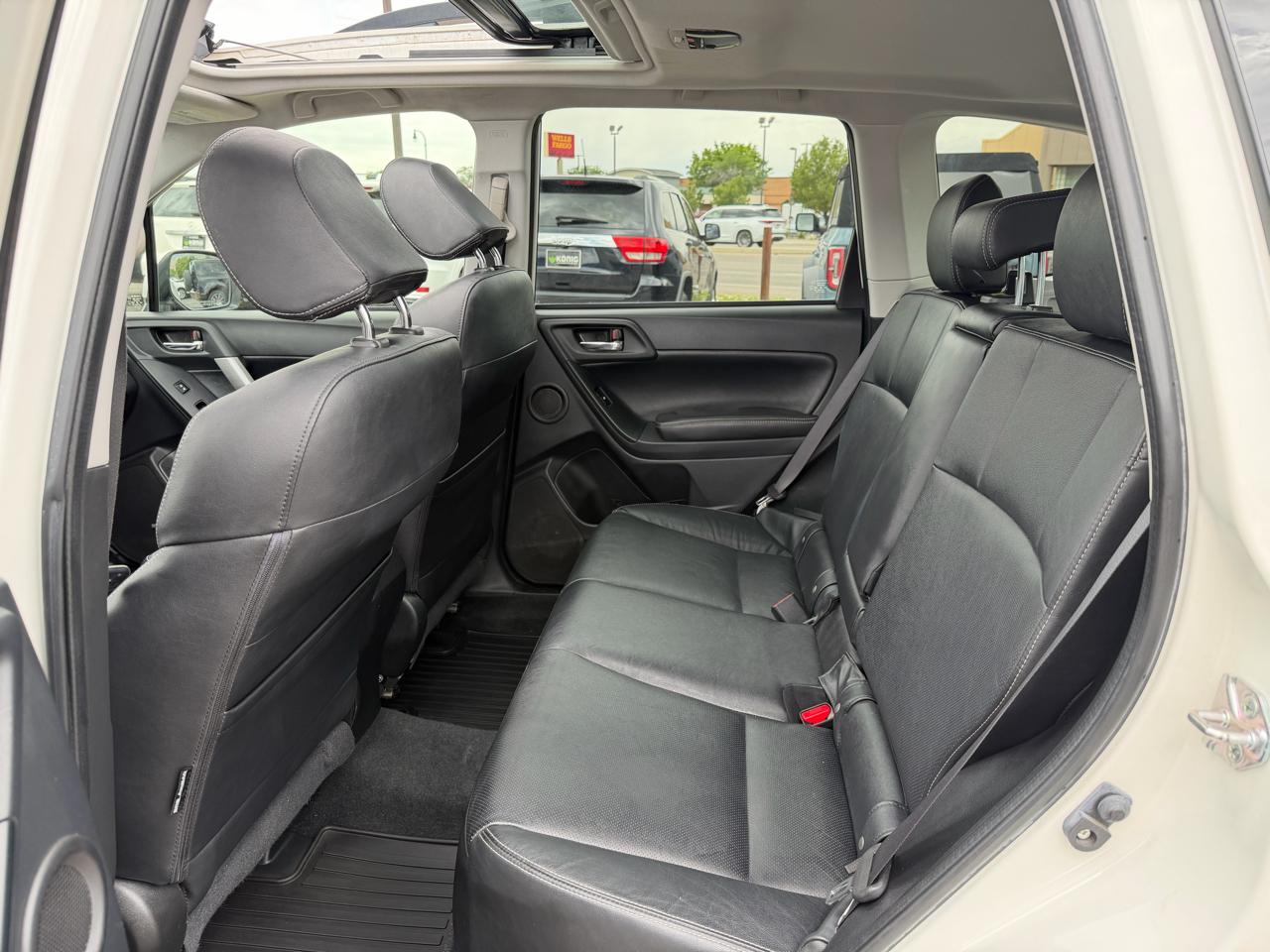 Subaru Forester 4dr CVT 2.0XT Touring 2015