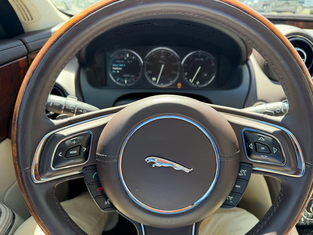 Jaguar XJ 4dr Sdn XJL Portfolio AWD 2014