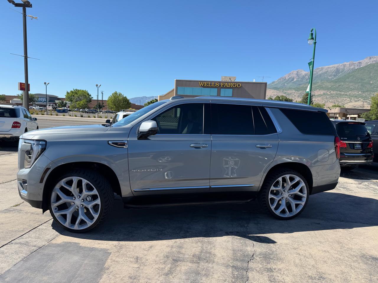 GMC Yukon 4WD 4dr Elevation 2025