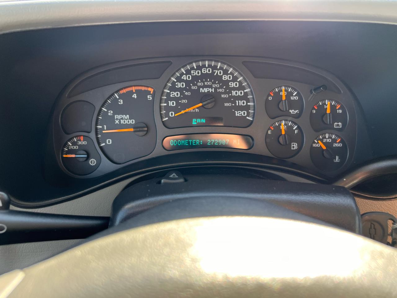 Chevrolet Silverado 2500HD Crew Cab 153" WB 4WD LS 2004