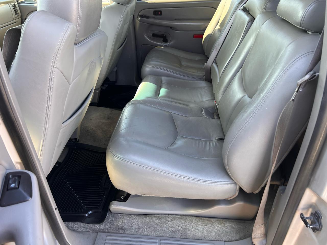 Chevrolet Silverado 2500HD Crew Cab 153" WB 4WD LS 2004