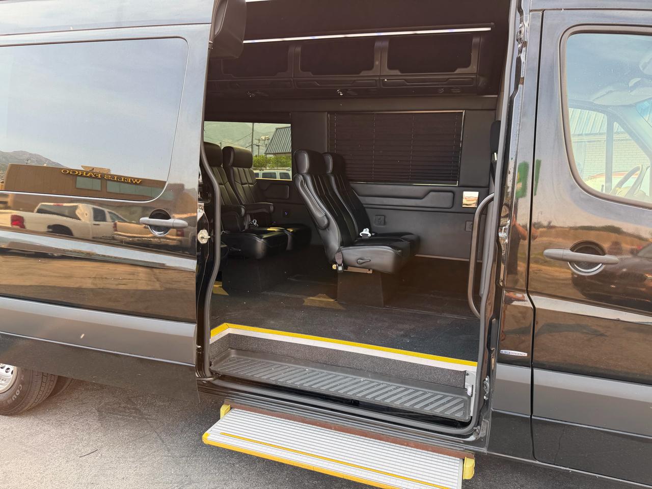 Mercedes-Benz Sprinter RWD 3500 170" EXT 2016