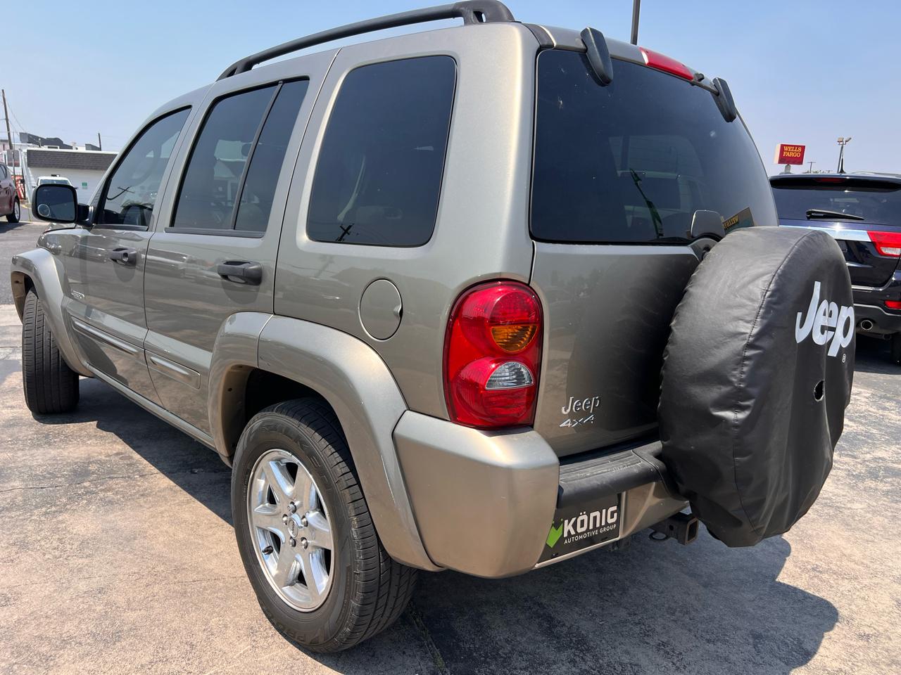 Jeep Liberty 4dr Limited 4WD 2004