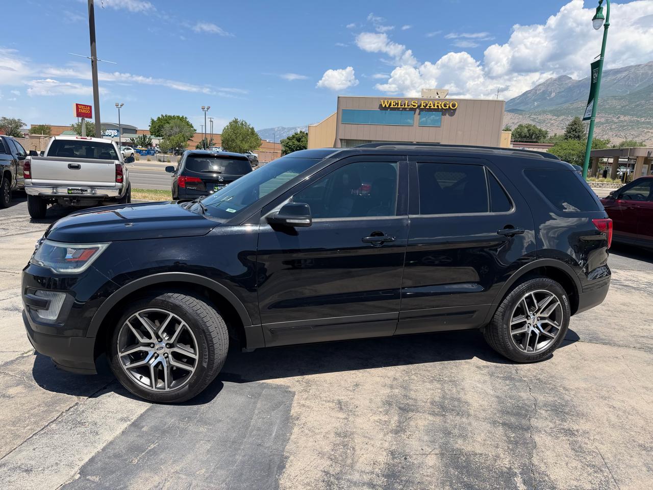 Ford Explorer 4WD 4dr Sport 2016