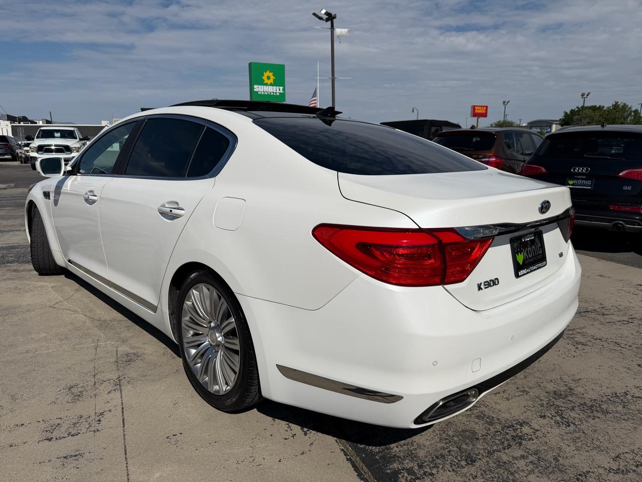 Kia K900 4dr Sdn Premium 2015