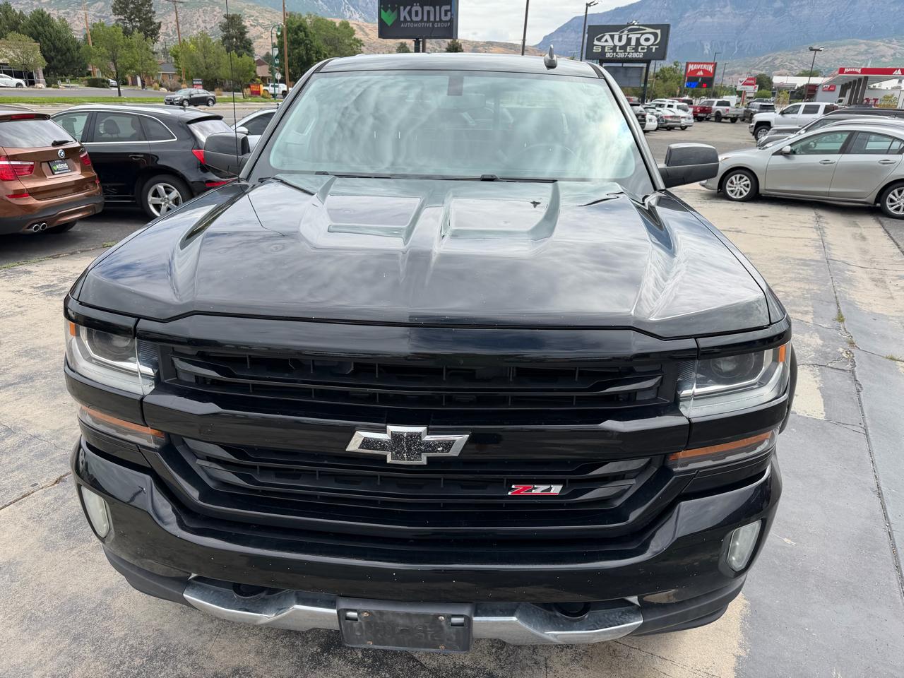 Chevrolet Silverado 1500 4WD Crew Cab 143.5" LT w/2LT 2017