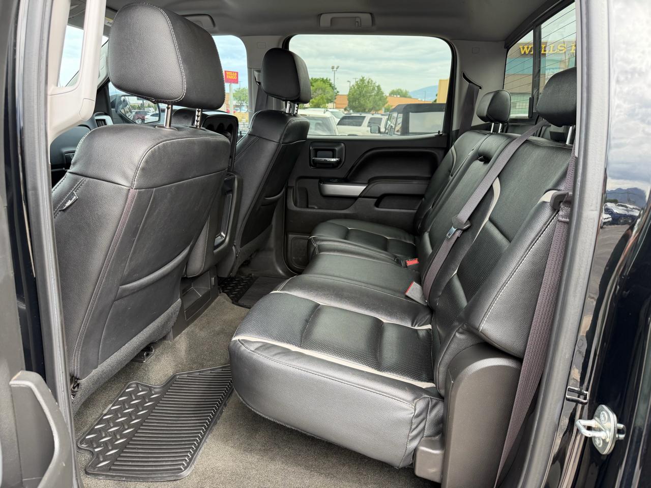 Chevrolet Silverado 1500 4WD Crew Cab 143.5" LT w/2LT 2017