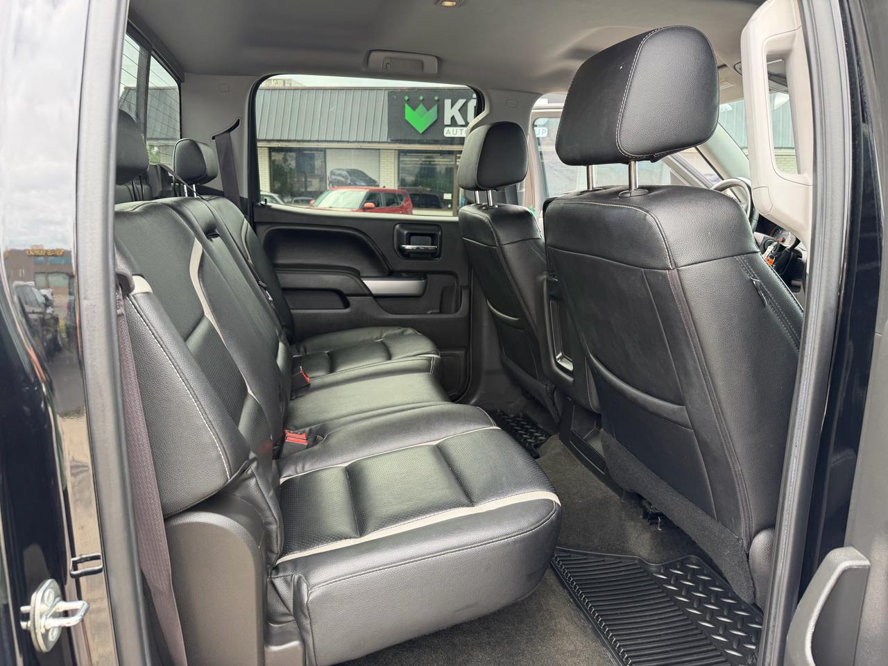 Chevrolet Silverado 1500 4WD Crew Cab 143.5" LT w/2LT 2017