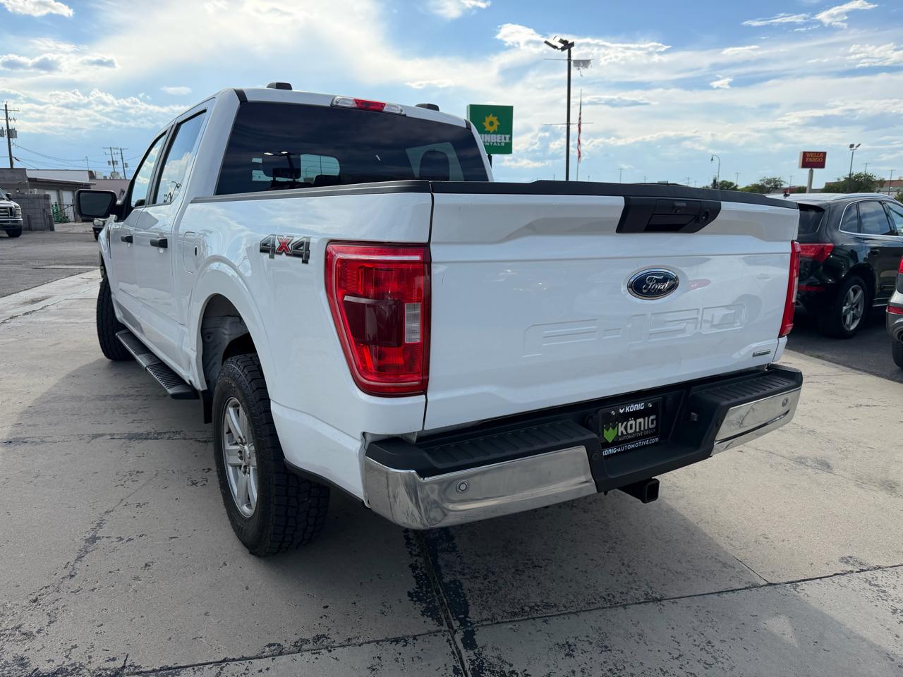 Ford F-150 4WD SuperCrew 145" XLT 2022