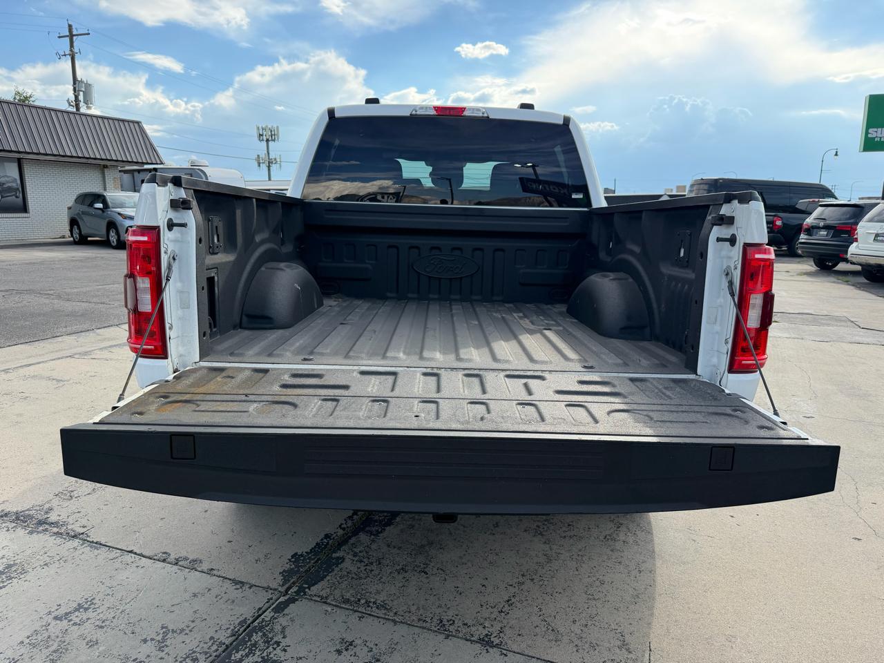 Ford F-150 4WD SuperCrew 145" XLT 2022