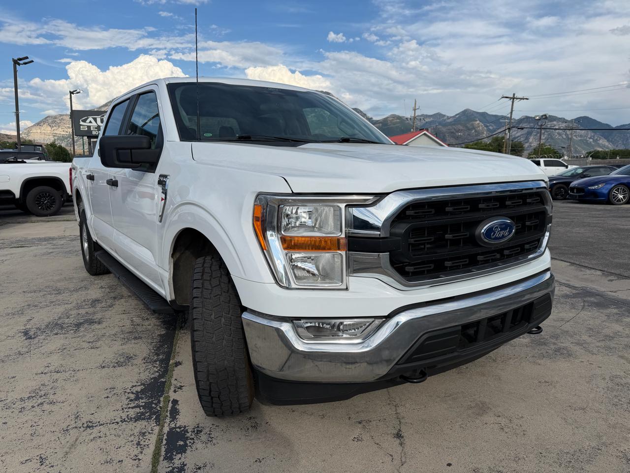 Ford F-150 4WD SuperCrew 145" XLT 2022