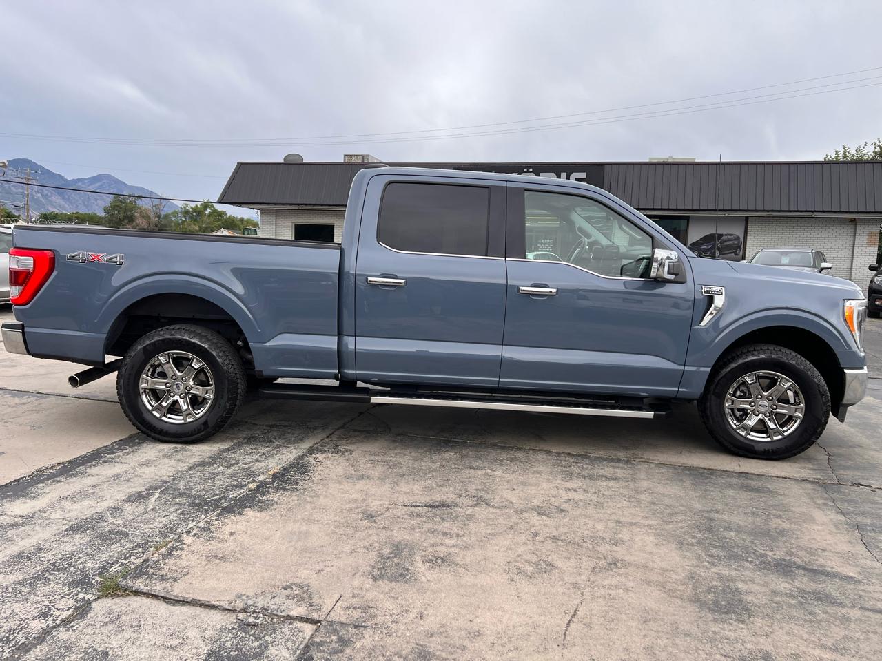 Ford F-150 Lariat 4WD SuperCrew 6.5' Box 2023