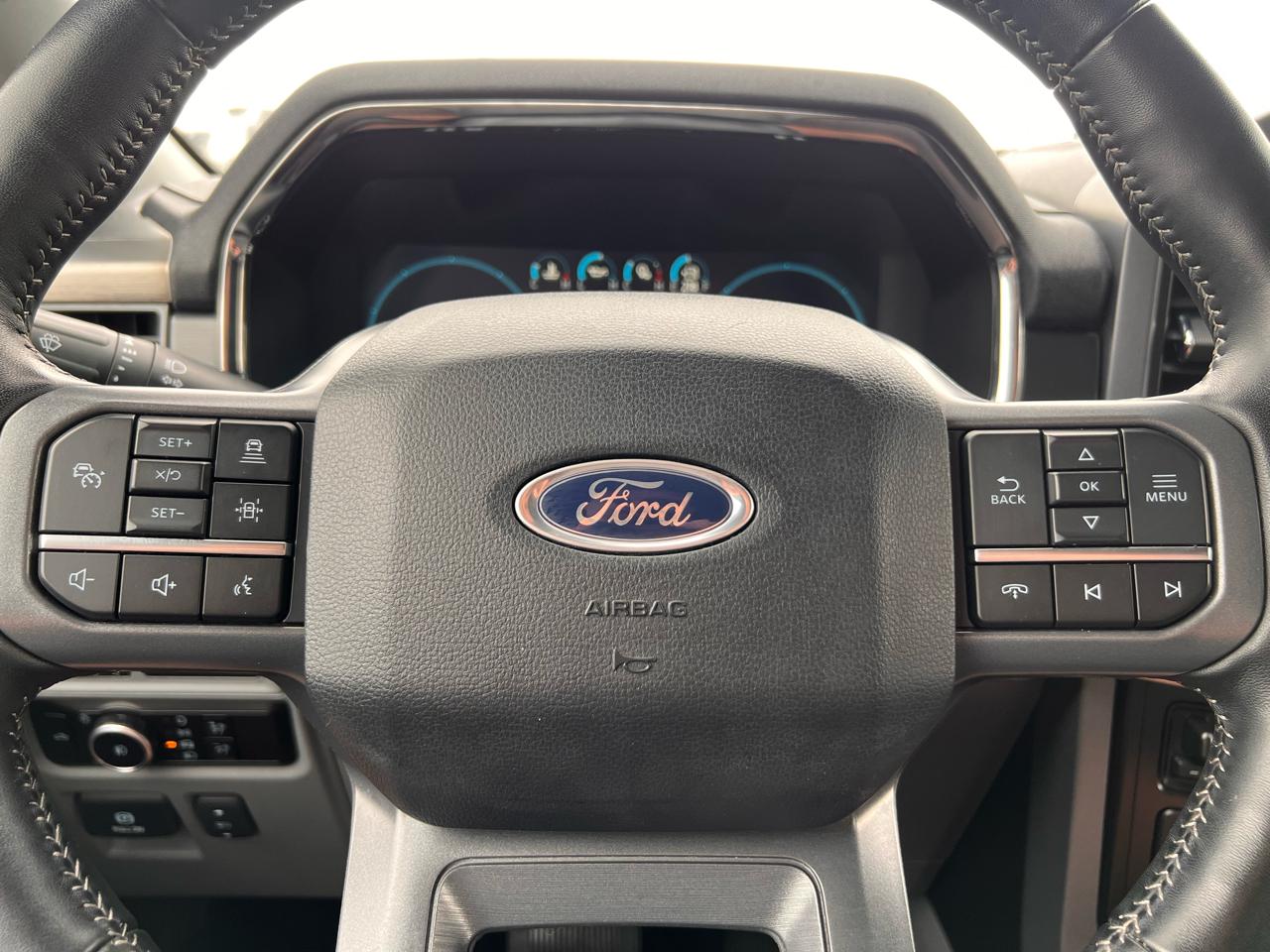 Ford F-150 Lariat 4WD SuperCrew 6.5' Box 2023