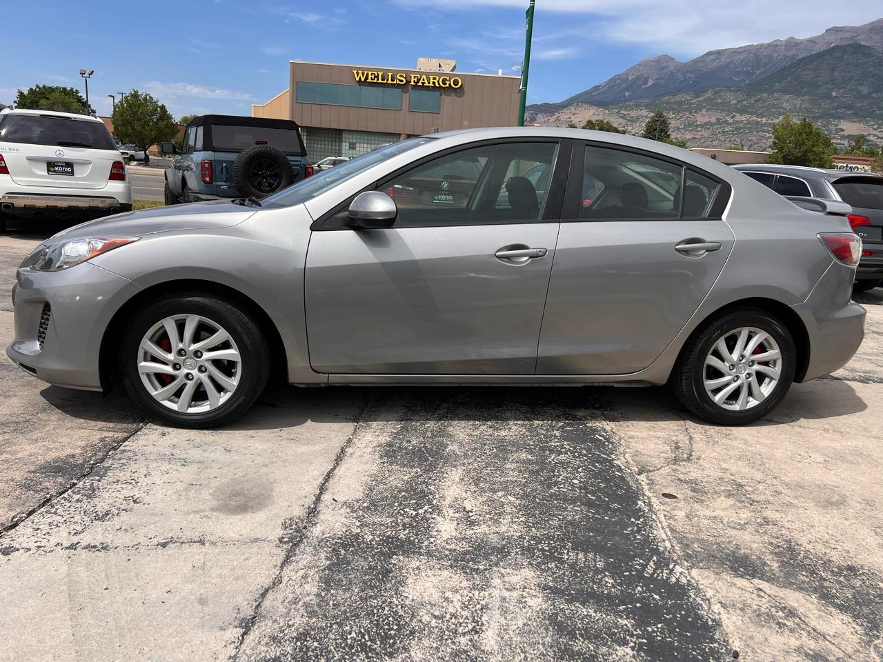 Mazda MAZDA3 4dr Sdn Auto i Touring *Ltd Avail* 2012
