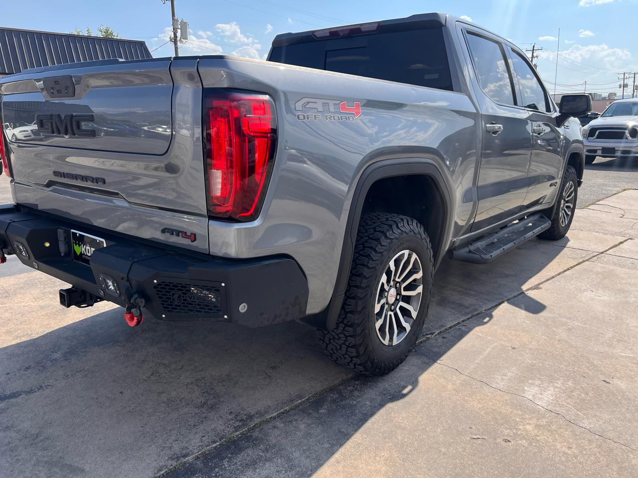GMC Sierra 1500 4WD Crew Cab 147" AT4 2020