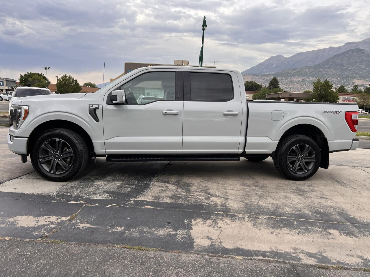 Ford F-150 Lariat SuperCab 6.5-ft. Bed 4WD 2023