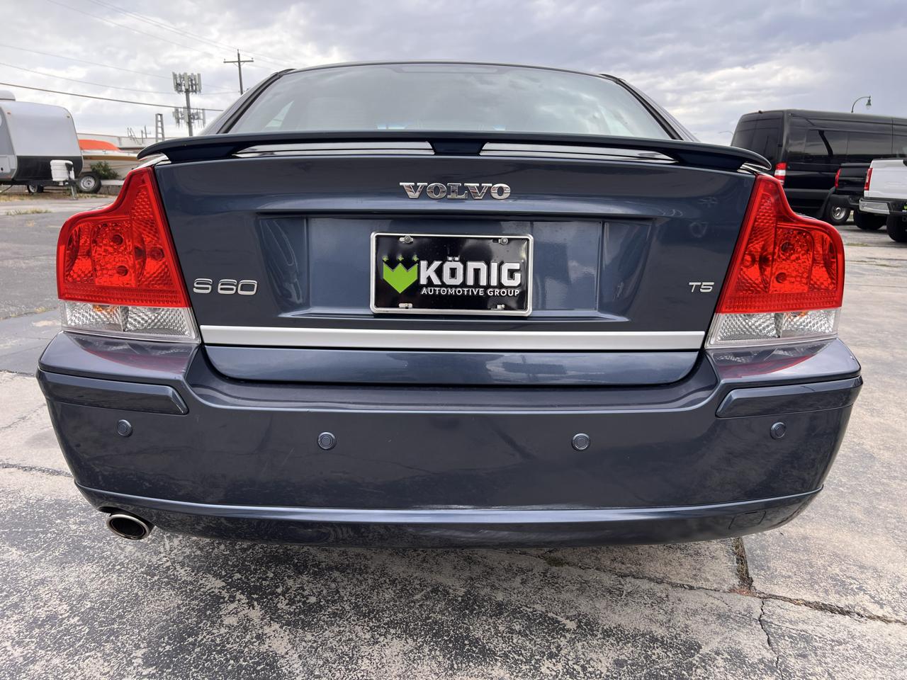 Volvo S60 4dr Sdn 2.4T FWD w/Snrf 2008
