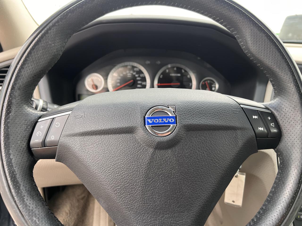 Volvo S60 4dr Sdn 2.4T FWD w/Snrf 2008