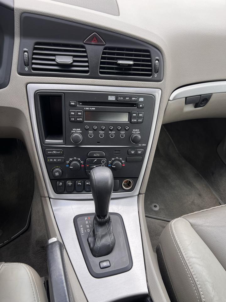 Volvo S60 4dr Sdn 2.4T FWD w/Snrf 2008