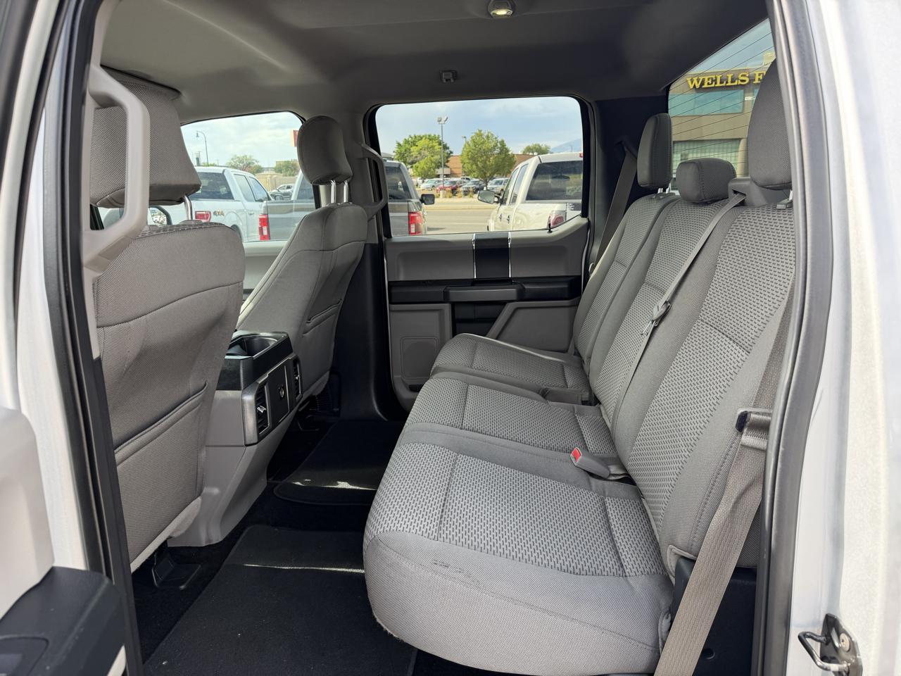 Ford F-150 4WD SuperCrew 145" XLT 2015