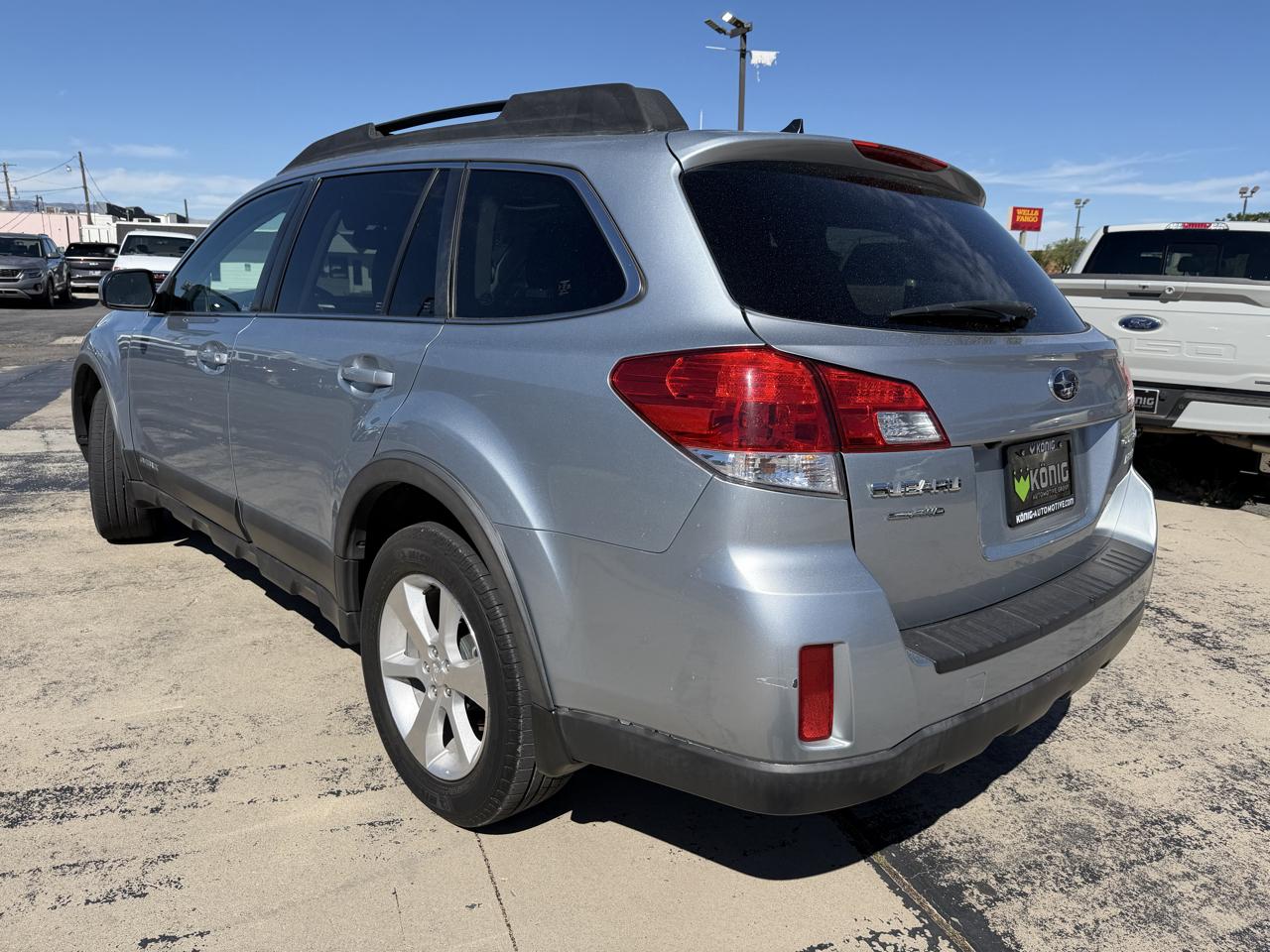 Subaru Outback 4dr Wgn H4 Auto 2.5i Limited 2014
